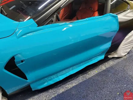 부산랩핑 전문점 현스게러지 BMW M8 쿠페 컴페티션 이노즈텍 마이애미 블루 전체랩핑 시공 소개 / 부산 강서구 명지동
