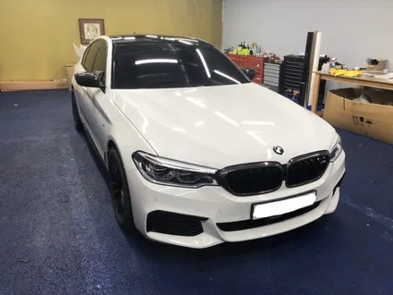 <부산랩핑,부산ppf,부산자동차랩핑>BMW 520d 5시리즈 g30  루프스킨, 윈도우 크롬죽이기, 라이트 필름, 스모그 필름 / 부산 강서구 명지동