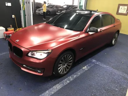 <부산랩핑,부산ppf,부산자동차랩핑>bmw 7시리즈 전체랩핑 제거및 3m 2080 사틴 뱀파이어레드 전체랩핑 재작업 / 부산 강서구 명지동