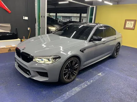 <부산랩핑,부산ppf,부산자동차랩핑> BMW M5 시멘트 전체랩핑 에이버리 락그레이전체랩핑 / 부산 강서구 명지동