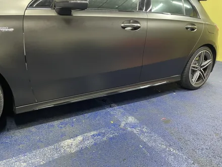 <부산랩핑,부산ppf,부산자동차랩핑>벤츠 A45 AMG 사틴 골드더스트블랙 전체랩핑 3m 2080 / 부산 강서구 명지동