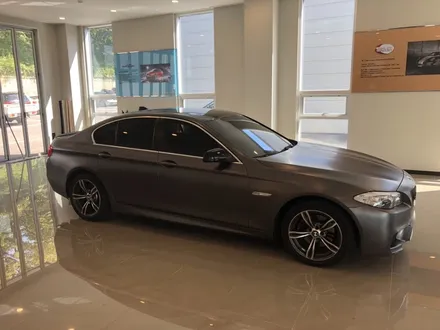 <부산랩핑,부산ppf>bmw 5시리즈 사틴다크그레이 전체랩핑 / 부산 강서구 명지동