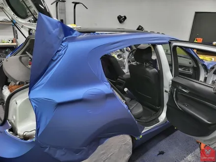 무광의 매력에 빠져보자! 부산 자동차랩핑 전문점 현스게러지 BMW 1시리즈 매트 메탈릭 블루 전체랩핑 시공 소개 / 부산 강서구 명지동