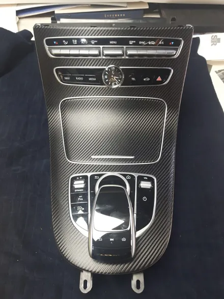 <부산랩핑,부산ppf>BENZ E클래스 루프스킨 및 센터페시아 실내랩핑 / 부산 강서구 명지동