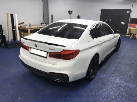<부산랩핑,부산ppf,부산자동차랩핑>BMW 520d 5시리즈 g30  루프스킨, 윈도우 크롬죽이기, 라이트 필름, 스모그 필름 / 부산 강서구 명지동