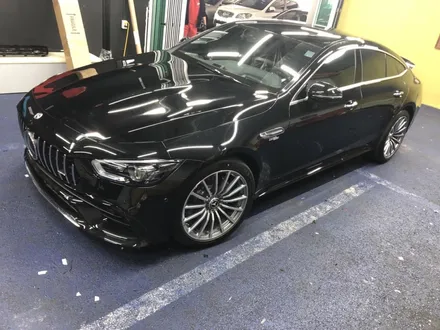 <부산랩핑,부산ppf,부산자동차랩핑>벤츠 AMG GT 사틴골드더스트블랙 전체랩핑 및 실내랩핑, 크롬죽이기, 라이트 필름 / 부산 강서구 명지동