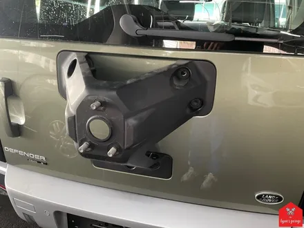 부산랩핑 전문점 HYUN\'S GARAGE 랜드로버 디펜더 무광전체 PPF 시공 소개 / 부산 강서구 명지동