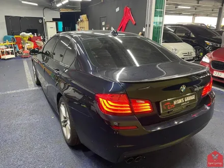 부산랩핑 전문점 현스게러지 BMW F10 5시리즈 사틴 다크 그레이 전체랩핑 시공 소개 / 부산 강서구 명지동