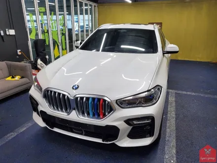 다크 포스 끝판왕! 부산랩핑 전문점 현스게러지 BMW X6 사틴블랙 전체랩핑(+크롬죽이기) 시공 소개 / 부산 강서구 명지동