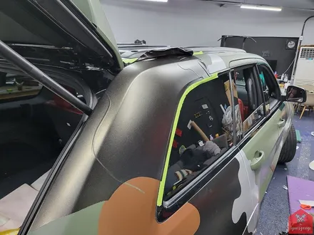 707마력 괴물 SUV!!! 부산랩핑 전문점 현스게러지 지프 그랜드 체로키 트랙호크 카모플라쥬 랩핑 시공 소개 / 부산 강서구 명지동