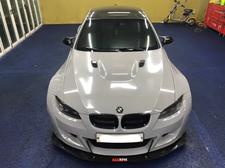 <부산랩핑,부산ppf,부산자동차랩핑>BMW e92 M3 오버휀다 와이드 바디킷,스포일러, 사이드미러 시멘트, 공구리 랩핑 / 부산 강서구 명지동