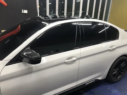 <부산랩핑,부산ppf,부산자동차랩핑>BMW 520d 5시리즈 g30  루프스킨, 윈도우 크롬죽이기, 라이트 필름, 스모그 필름 / 부산 강서구 명지동