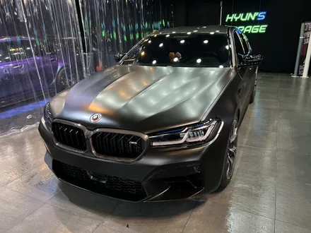 부산랩핑 전문샵 현스게러지 BMW M5 컴페티션 3M 사틴 블랙 전체랩핑 시공 소개 / 부산 강서구 명지동