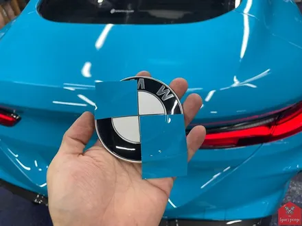 부산랩핑 전문점 현스게러지 BMW M8 쿠페 컴페티션 이노즈텍 마이애미 블루 전체랩핑 시공 소개 / 부산 강서구 명지동