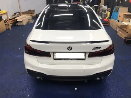<부산랩핑,부산ppf,부산자동차랩핑>BMW 520d 5시리즈 g30  루프스킨, 윈도우 크롬죽이기, 라이트 필름, 스모그 필름 / 부산 강서구 명지동