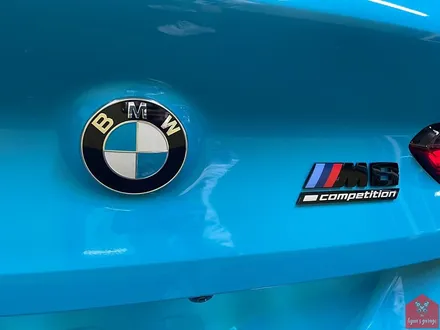 부산랩핑 전문점 현스게러지 BMW M8 쿠페 컴페티션 이노즈텍 마이애미 블루 전체랩핑 시공 소개 / 부산 강서구 명지동