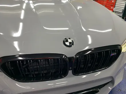 <부산랩핑,부산ppf,부산자동차랩핑> BMW M5 시멘트 전체랩핑 에이버리 락그레이전체랩핑 / 부산 강서구 명지동