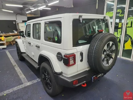 부분 랩핑의 어마어마한 효과!!! 부산 자동차 랩핑 전문샵 현스게러지 지프 랭글러 블랙 포인트 랩핑 시공 소개 / 부산 강서구 명지동