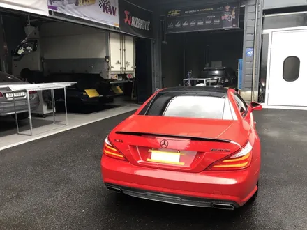 <부산랩핑,부산ppf,부산자동차랩핑>BENZ SL 클래스 에이버리 카마인레드 전체랩핑 / 부산 강서구 명지동