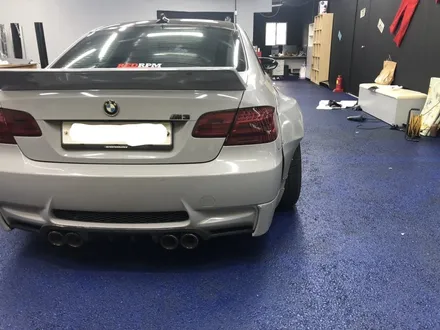 <부산랩핑,부산ppf,부산자동차랩핑>BMW e92 M3 오버휀다 와이드 바디킷,스포일러, 사이드미러 시멘트, 공구리 랩핑 / 부산 강서구 명지동