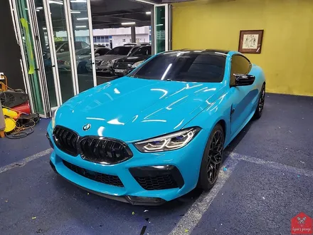부산랩핑 전문점 현스게러지 BMW M8 쿠페 컴페티션 이노즈텍 마이애미 블루 전체랩핑 시공 소개 / 부산 강서구 명지동