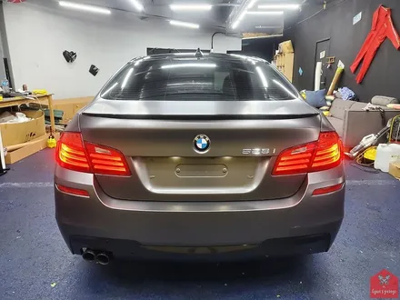 부산랩핑 전문점 현스게러지 BMW F10 5시리즈 사틴 다크 그레이 전체랩핑 시공 소개 / 부산 강서구 명지동