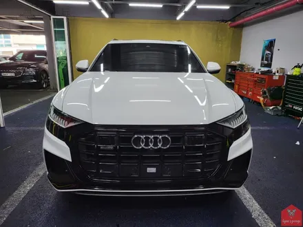 크롬죽이기란 무엇인가!!! 부산랩핑 전문샵 현스게러지 아우디 Q8 크롬죽이기 시공 소개 / 부산 강서구 명지동