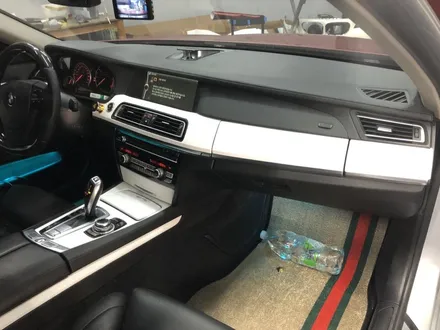 <부산랩핑,부산ppf,부산자동차랩핑>bmw 7시리즈 전체랩핑 제거및 3m 2080 사틴 뱀파이어레드 전체랩핑 재작업 / 부산 강서구 명지동
