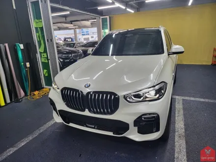 깨끗하게 맑게 자신 있게! 부산랩핑 전문샵 현스게러지 BMW X5 화이트펄 전체랩핑 시공 소개 / 부산 강서구 명지동
