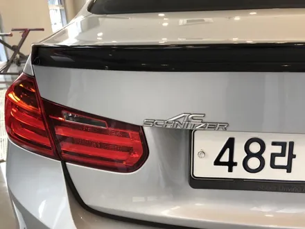 <부산랩핑,부산ppf>BMW 3시리즈 슈니쳐 m퍼포먼스데칼 및 루프스킨 / 부산 강서구 명지동