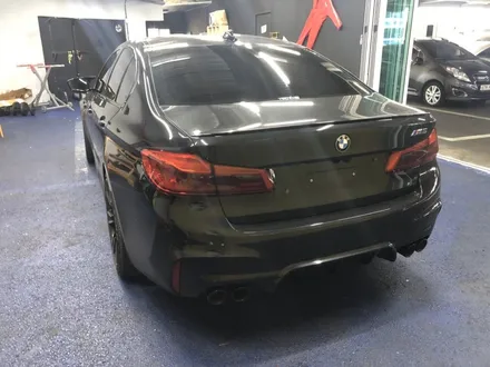 <부산랩핑,부산ppf,부산자동차랩핑> BMW M5 시멘트 전체랩핑 에이버리 락그레이전체랩핑 / 부산 강서구 명지동
