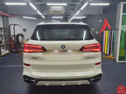 깨끗하게 맑게 자신 있게! 부산랩핑 전문샵 현스게러지 BMW X5 화이트펄 전체랩핑 시공 소개 / 부산 강서구 명지동