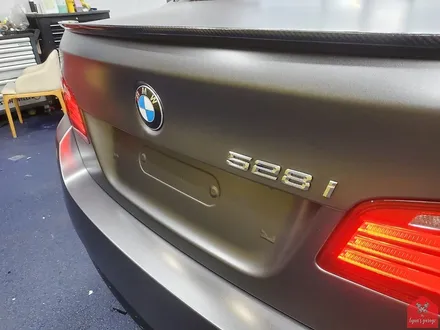 부산랩핑 전문점 현스게러지 BMW F10 5시리즈 사틴 다크 그레이 전체랩핑 시공 소개 / 부산 강서구 명지동