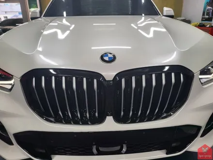 깨끗하게 맑게 자신 있게! 부산랩핑 전문샵 현스게러지 BMW X5 화이트펄 전체랩핑 시공 소개 / 부산 강서구 명지동