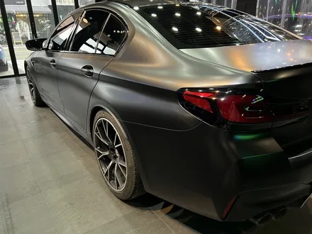 부산랩핑 전문샵 현스게러지 BMW M5 컴페티션 3M 사틴 블랙 전체랩핑 시공 소개 / 부산 강서구 명지동