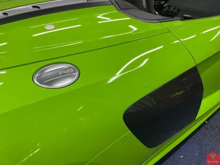 부산랩핑 전문점 현스게러지 아우디 R8 V10 스파이더 글로스 라이트 그린 전체랩핑 시공 소개 / 부산 강서구 명지동