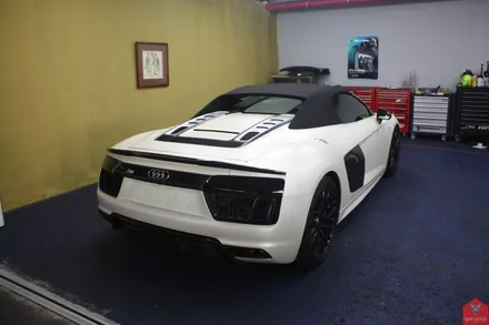 부산랩핑 전문점 현스게러지 아우디 R8 V10 스파이더 글로스 라이트 그린 전체랩핑 시공 소개 / 부산 강서구 명지동