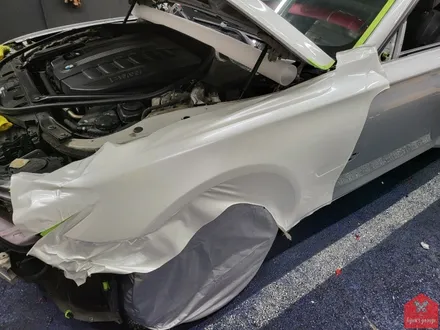 부산랩핑 전문샵 현스게러지 BMW 7시리즈 유광 화이트 펄 전체랩핑 시공 소개 / 부산 강서구 명지동