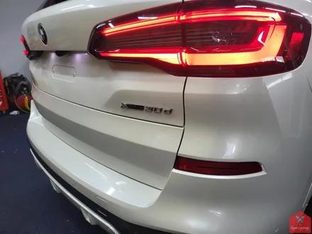 깨끗하게 맑게 자신 있게! 부산랩핑 전문샵 현스게러지 BMW X5 화이트펄 전체랩핑 시공 소개 / 부산 강서구 명지동