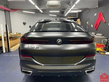 다크 포스 끝판왕! 부산랩핑 전문점 현스게러지 BMW X6 사틴블랙 전체랩핑(+크롬죽이기) 시공 소개 / 부산 강서구 명지동