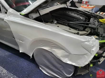 부산랩핑 전문샵 현스게러지 BMW 7시리즈 유광 화이트 펄 전체랩핑 시공 소개 / 부산 강서구 명지동