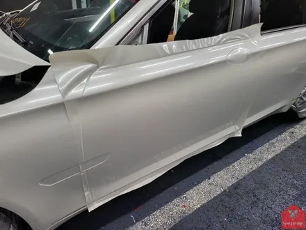 부산랩핑 전문샵 현스게러지 BMW 7시리즈 유광 화이트 펄 전체랩핑 시공 소개 / 부산 강서구 명지동
