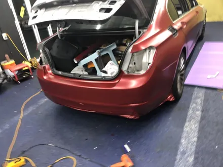 <부산랩핑,부산ppf,부산자동차랩핑>bmw 7시리즈 전체랩핑 제거및 3m 2080 사틴 뱀파이어레드 전체랩핑 재작업 / 부산 강서구 명지동