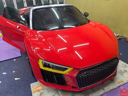 부산랩핑 전문점 현스게러지 아우디 R8 V10 스파이더 글로스 라이트 그린 전체랩핑 시공 소개 / 부산 강서구 명지동