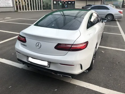 <부산랩핑,부산ppf,부산자동차랩핑>벤츠 E클래스 e 220d 쿠페 루프스킨 랩핑 / 부산 강서구 명지동
