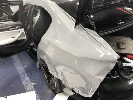 <부산랩핑,부산ppf,부산자동차랩핑> BMW M5 시멘트 전체랩핑 에이버리 락그레이전체랩핑 / 부산 강서구 명지동