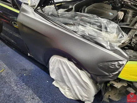 부산랩핑 전문점 현스게러지 BMW F10 5시리즈 사틴 다크 그레이 전체랩핑 시공 소개 / 부산 강서구 명지동