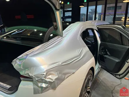 BMW 7시리즈 사틴 화이트 알루미늄 투톤 랩핑 (듀오톤 랩핑) 시공 소개 / 부산 기장, 김해, 창원