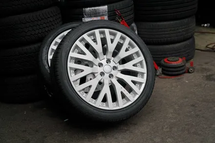 칸휠 신형 디펜더 110 칸 RS-2 23인치 275-40-23 피렐리 타이어 KAHN DESIGN / 경기 성남 분당