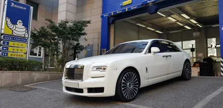 롤스로이스 고스트 만소리 멀티 스포크 22인치 장착 Mansory / 경기 성남 분당